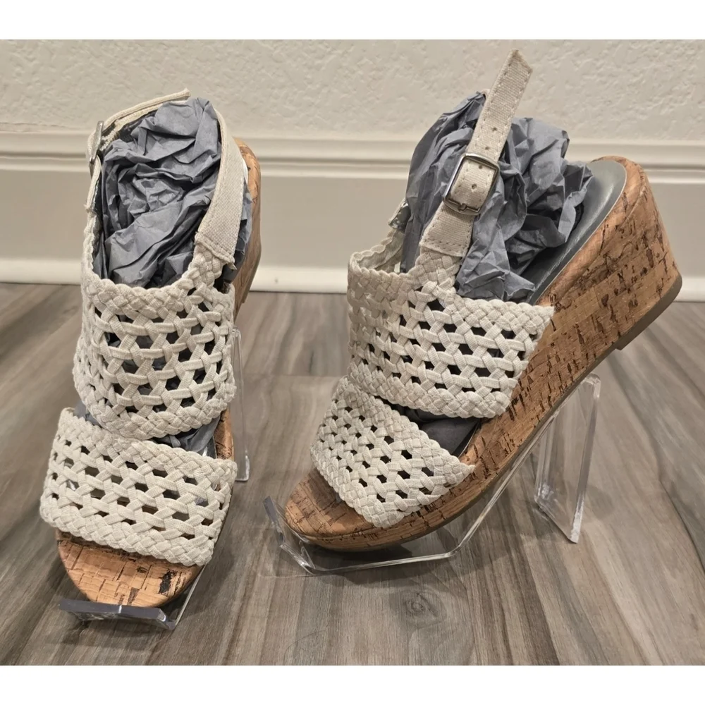 SO Adriene Kids Wedge Sandals Size 3 Crochet Cork Platform Summer Shoes